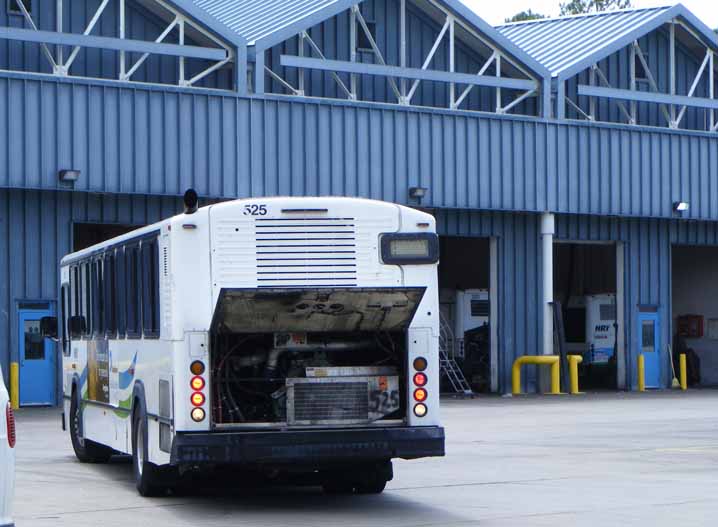 Hampton Roads Transit Gillig Phantom 525